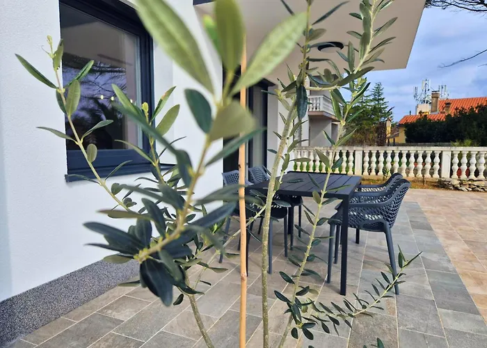 Apartman Natalija A2 Ground Floor *